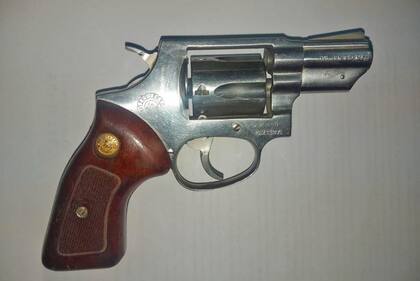 El arma que tenía Luciano Napolitano en su poder