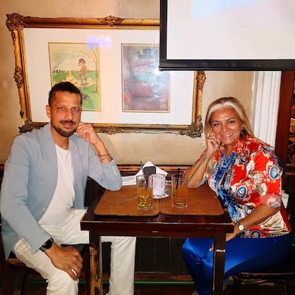 Luciano Ojeda junto a Gladys, la Bomba Tucumana (Foto: Instagram/@luciano.arturo.ojeda)