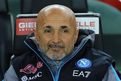 Luciano Spalletti, el técnico que le dio el título de la Serie A a Napoli después de 33 años, aparece como el principal candidato a suceder a Mancini