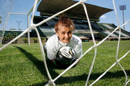 Lucila Sandoval en la cancha de Ferro