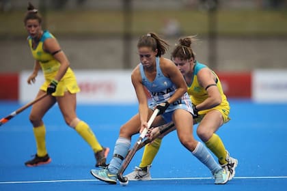Luchi von der Heyde es talentosa, polifuncional y líder natural dentro de la cancha; en las Leonas jugó más de 100 partidos