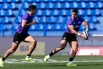 Lucio Cinti y Santiago Chocobares ensayando; la pareja de centros intentará repetir el gran desempeño del sábado pasado en la primera fecha.