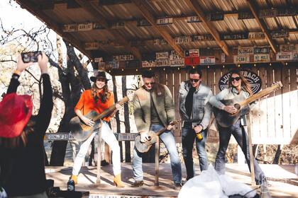 Luckenbach es conocido por su gran influencia en la música Country