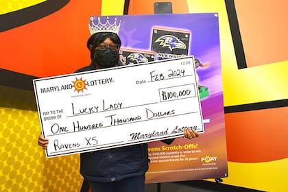 Lucky Lady, una mujer jubilada, se ganó US$100 mil en un raspadito