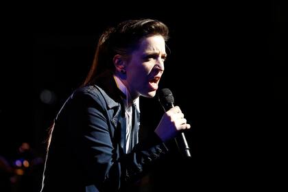 Lucy Patané homenajeó con su vestuario al "principito" de Cerati y cantó "Raíz"