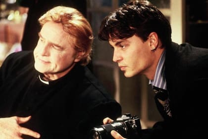 Luego de Don Juan DeMarco, Brando y Depp trabajaron juntos en Divine Rapture y El Guerrero (Foto: IMDb)