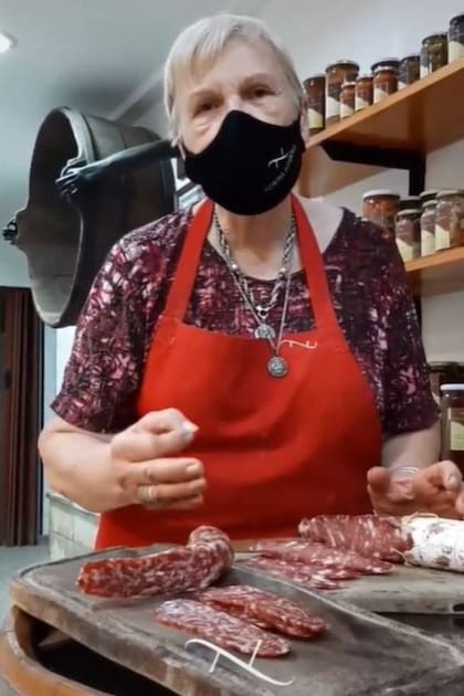 Luego de explicar que el salame se hace con carne de primera selección y el salamín con carne de segunda, Norma reflexionó: "Por eso en la vida lo malo no es ser un salame, es ser un salamín"