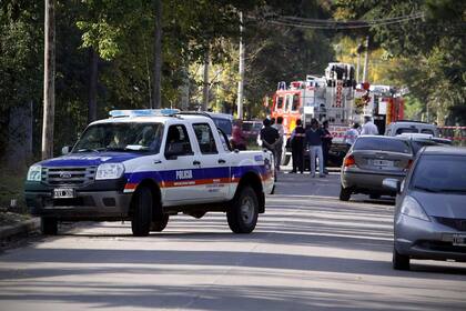 Luego de la explosión la policía acordonó la zona