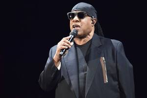 Luego de que el rapero dijera que los afroamericanos "eligieron ser esclavizados", el músico le respondió