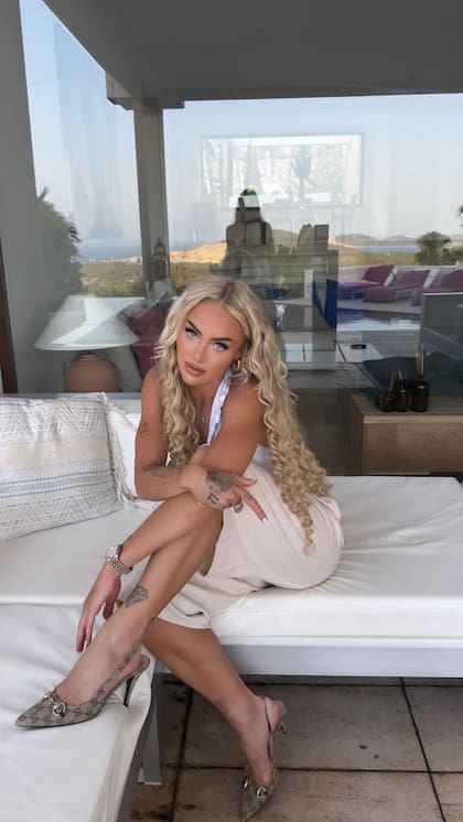 Luego de que Suiza quedara eliminada de la Eurocopa femenina, la estrella del equipo se fue de vacaciones (Foto: Instagram @alishalehmann7)