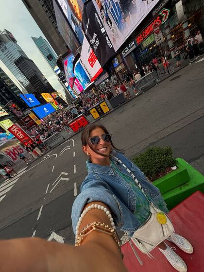 Luego de recibir la aprobación de su visa, la argentina emprendió viaje a EE.UU. con su madre para recorrer Nueva York y Boston