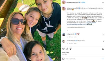 Luego de sus declaraciones para Intrusos, Nicole Neumann se reencontró con sus tres hijas y compartió un mensaje junto a una foto en las redes sociales
