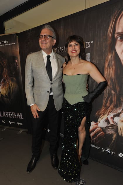 Luego, los actores posaron juntos para las cámaras