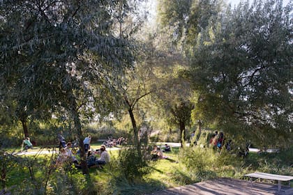 Lugares de estar bajo la sombra de los árboles.