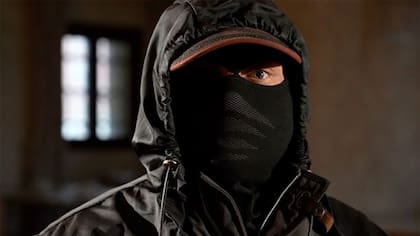 Luigi Bonaventura es uno de los pocos miembros de la mafia que se ha atrevido a desertar y colaborar con las autoridades.