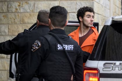 Luigi Mangione, detenido en la SCI de Huntingdon tras ser capturado en Altoona, enfrenta cargos por el asesinato del CEO de UnitedHealthcare