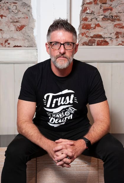 "Nuestro país sigue siendo homofóbico, nuestro país todavía discrimina a las personas gay, trans y demás", dice Novaresio