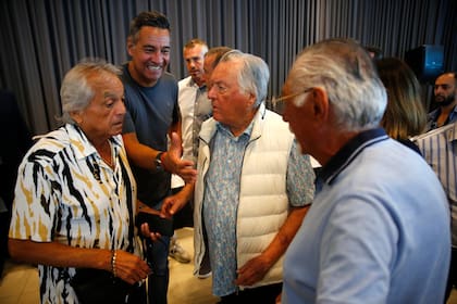 Luis Barrionuevo y sus aliados, en el acto que organizó en Mar del Plata para sumar fuerzas contra la reforma laboral