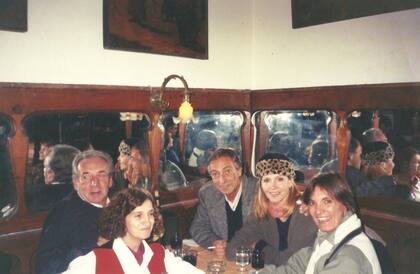 Luis Brandoni también era habitué del Bar Seddon