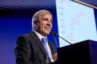 Luis Caputo dijo que llegarán hasta US$8700 millones extra por las exportaciones agrícolas