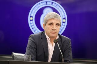 La riesgosa audacia verbal del ministro que se aferra a su plan