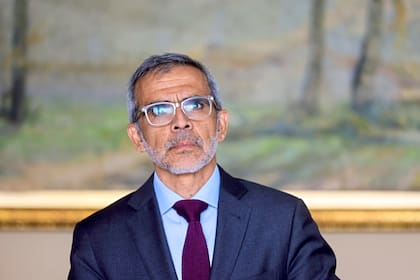 Luis Cordero, en la embajada de Chile en la Argentina