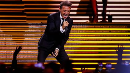 Luis de seis años sin noticias, Edith recibió un pago en 2023, cuando la carrera del cantante repuntó gracias al éxito de la serie de Netflix