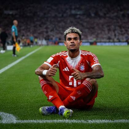 Luis Diaz durante la Supercopa de Alemania (Instagram @luisdiaz19_)