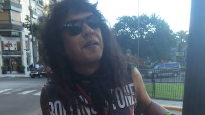 Luis, el fan que abrazó a Wood