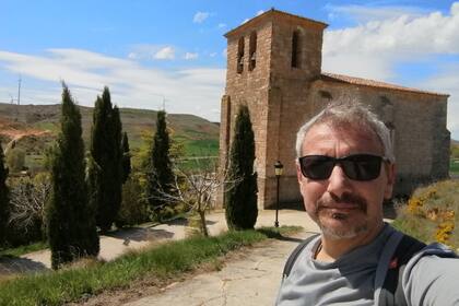 Luis en Los Ausines, situado en la provincia de Burgos.
