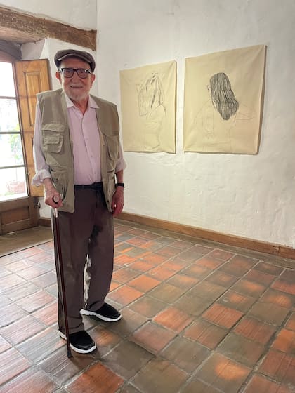Luis Felipe Noé con obras de Claudia Casarino en Casa Pinta
