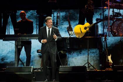 Luis Miguel, durante la primera fecha del recital que ofreció en el Campo Argentino de Polo, en 2019