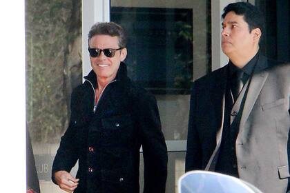 Luis Miguel durante su llegada al hotel donde se alojará en Buenos Aires