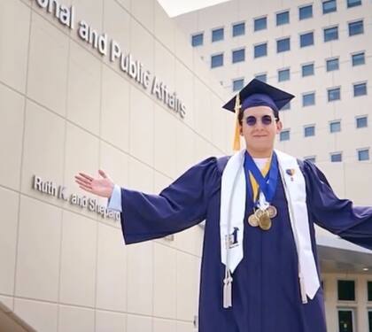 Luis Morros se dedica a guiar a migrantes para que puedan estudiar en Estados Unidos sin generar deudas