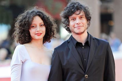 Luis Ortega y su novia, Ailiín Salas, protagonistas de una de las alfombras rojas del festival de cine de Roma