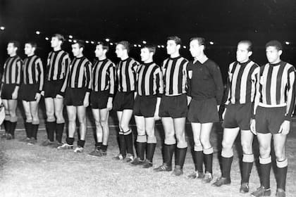 Luis Suárez (15 de septiembre de 1965): único español que ganó el Balón de Oro (1960); el elenco de Helenio Herrera empató 0-0 con Independiente (3-0 en la ida) y ganó la Intercontinental; Picchi, Burgnich, Facchetti, Corso, Peiró, Mazzola, Bedin, Guarneri, Sarti, Suárez y Jair