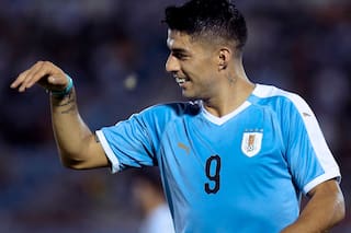 La orden de la FIFA que podría impactar radicalmente en la camiseta de Uruguay