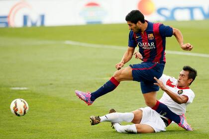 Luis Suárez marcó dos goles ante el Sub 19 de Indonesia