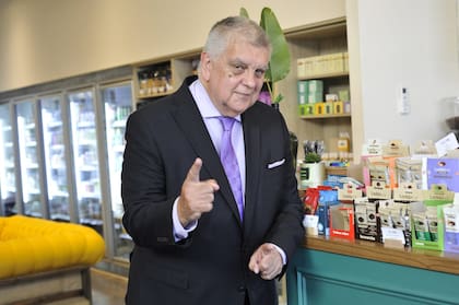Luis Ventura: "¿Por qué no vienen a las asambleas, levantan la mano y votan?"