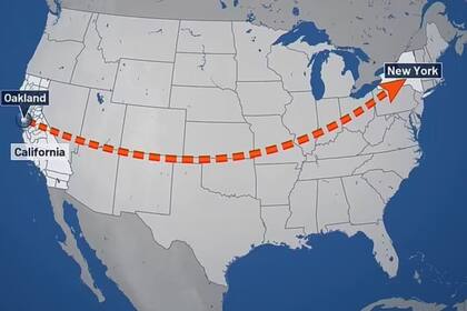 Luis viajó desde Oakland, California, hasta la Costa Este, donde fue criado por una pareja de la ciudad de Nueva York