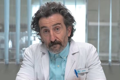 Luis Zahera, reconocido por su trabajo en Entrevías interpreta al veterinario Antón (Foto: Instagram @luiszahera)