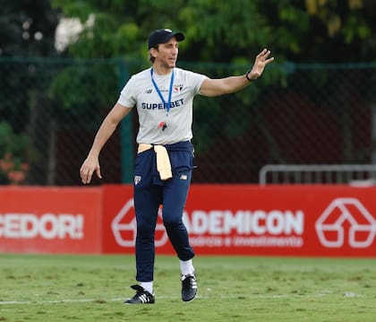 Luis Zubeldía ya es entrenador de San Pablo