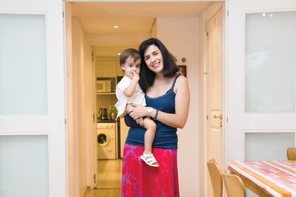 Luisa María Herlax , 35 años, abogada: "Yo sabía que era bueno que mis hijos tuvieran los juguetes ordenados, a través del libro pude primero descartar los que ya no usan para jugar y clasificar por categorías el resto".