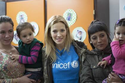 Luisana, junto con los adolescentes de la Escuela Secundaria N 2 de la ciudad de La Plata