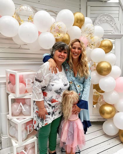 Luisana Lopilato con su mamá, Beatriz, y su hija Vida (Foto: Instagram @luisanalopilato)