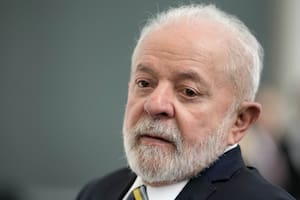 Por lo bajo, la diplomacia brasileña dice sentir "vergüenza" de Lula por comparar a Israel con Hitler