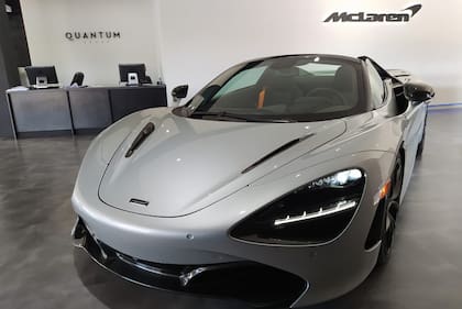 El McLaren 720 S Spider es el modelo tope de gama de la marca