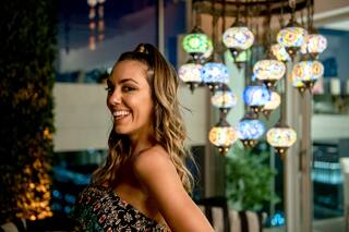 Divina comida: Floppy Tesouro mostró su espectacular penthouse de Puerto Madero