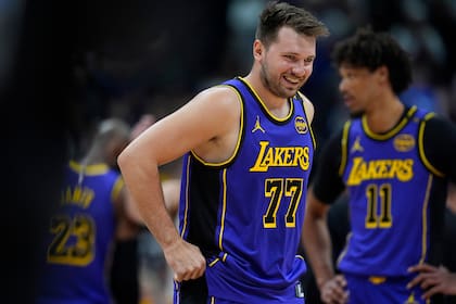 Luka Doncic, figura de Los Angeles Lakers, volverá a enfrentarse con Denver Nuggets, al que su equipo venció por 123-100 el 22 de febrero.