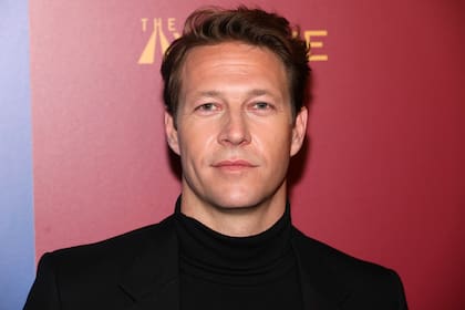 Luke Bracey será el nuevo Charles